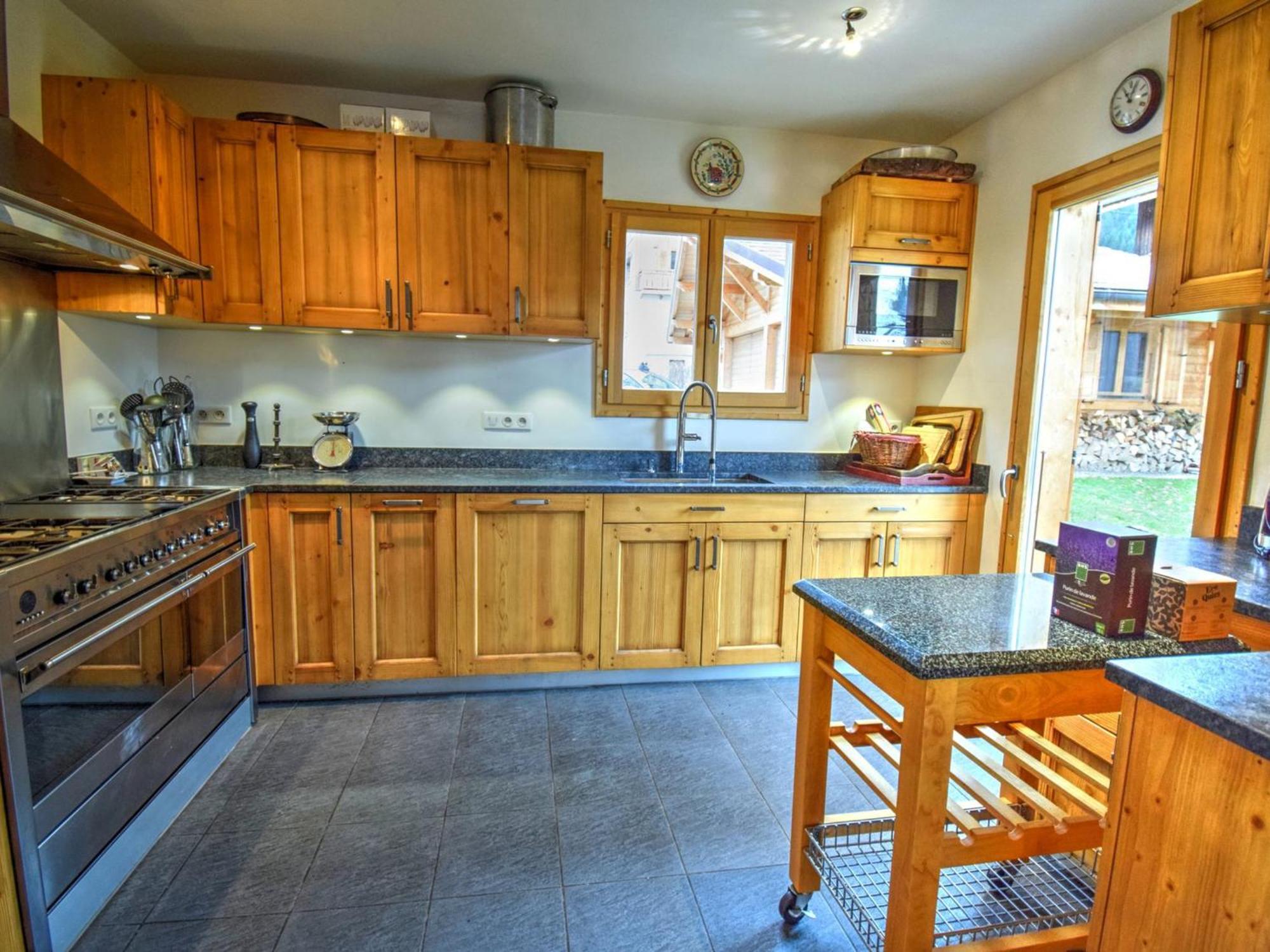 Chalet De Luxe Avec Cheminee, Terrasse, Garage A Morzine - Fr-1-524-14 Zewnętrze zdjęcie